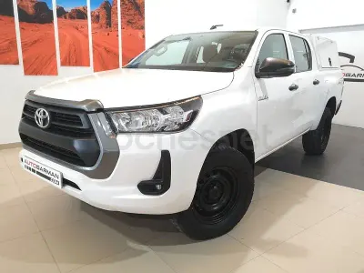 Käytetty Toyota HiLux