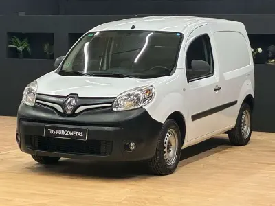 Usado Renault Kangoo 94 CV (69 kW) 2021 Blanco Monovolumen