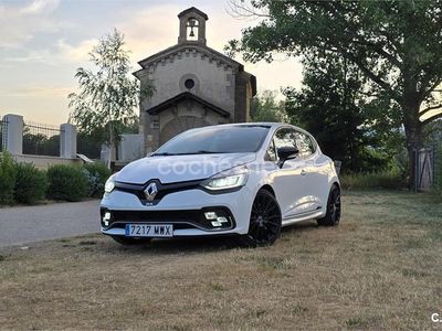 Usado Renault Clio IV Trophy 220 CV (161 kW) 2018 Blanco Berlina