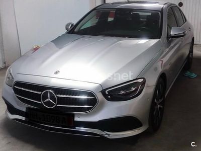 Usado Mercedes E300 306 CV (225 kW) 2021 Gris / plata Berlina