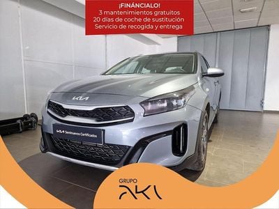 Usado Kia XCeed 100 CV (73 kW) 2025 Gris SUV