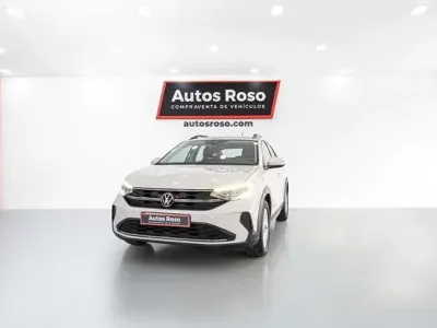 Usado VW Taigo Life 95 CV (69 kW) 2023 Gris / plata SUV