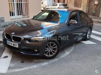 Usado BMW 318 136 CV (100 kW) 2017 Gris / plata Berlina