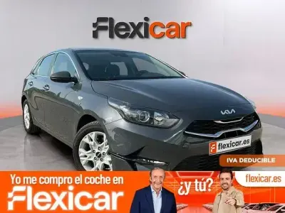 Usado Kia Ceed 136 CV (100 kW) 2023 Gris Utilitario