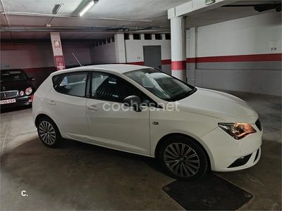 Usado Seat Ibiza Reference 95 CV (69 kW) 2015 Blanco Berlina