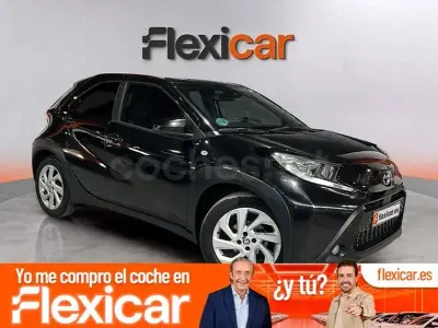 Usado Toyota Aygo X 72 CV (52 kW) 2024 Negro SUV