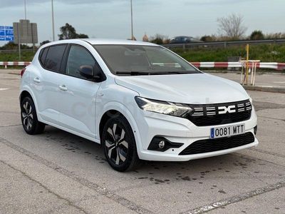 Usado Dacia Sandero Expression 101 CV (74 kW) 2024 Blanco Berlina