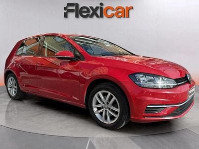 Usado VW Golf Advance 115 CV (84 kW) 2018 Rojo Berlina