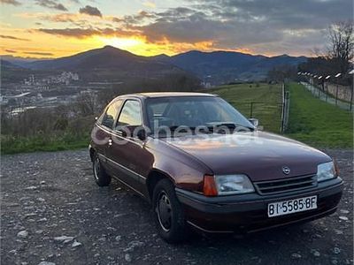 Usado Opel Kadett S 82 CV (60 kW) 1990 Granate Utilitario