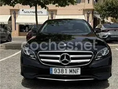 Usado Mercedes E220 194 CV (142 kW) 2016 Negro Berlina