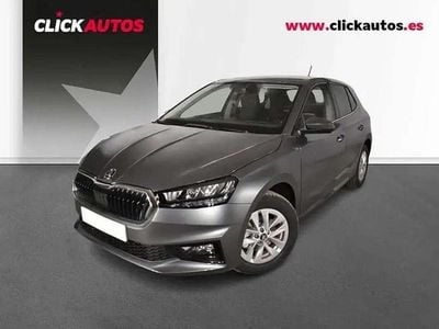 Gris Usado 2025 Skoda Fabia Selection Utilitario | 17.650 € (Precio justo)