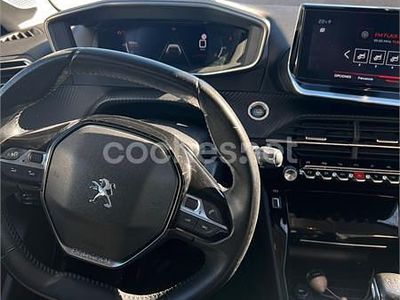 Usado Peugeot 208 Active 100 CV (73 kW) 2020 Rojo Utilitario