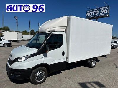 Usado Iveco Daily 156 CV (114 kW) 2023 Blanco