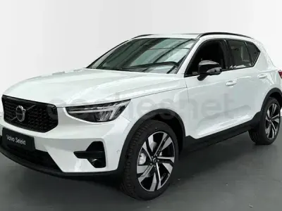 Nuevo Volvo XC40 Ultra 163 CV (119 kW) 2026 Blanco SUV