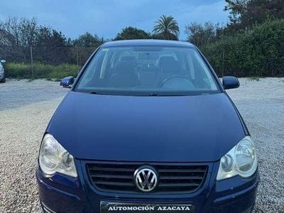 Usado VW Polo Advance 69 CV (50 kW) 2005 Azul Utilitario