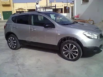 Usado Nissan Qashqai 360º 110 CV (80 kW) 2013 Gris / plata SUV