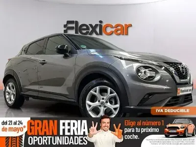 Käytetty Nissan Juke N-Connecta 114 HP (83 kW) 2021 Harmaa Katumaasturi