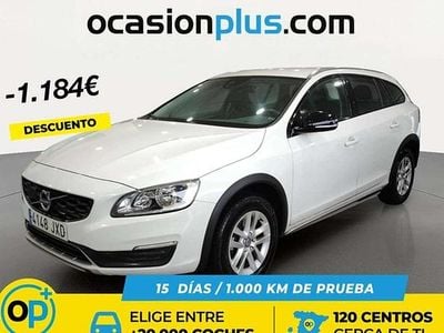 Usado Volvo V60 CC Kinetic 150 CV (110 kW) 2017 Blanco Familiar