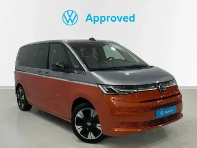 Usado VW Multivan Style 150 CV (110 kW) 2025 Naranja Monovolumen