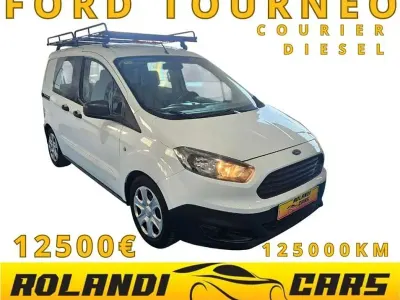 Usado Ford Tourneo Courier Ambiente 95 CV (69 kW) 2016 Blanco Monovolumen