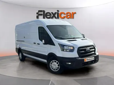 Usado Ford Transit Trend 131 CV (96 kW) 2023 Blanco Van