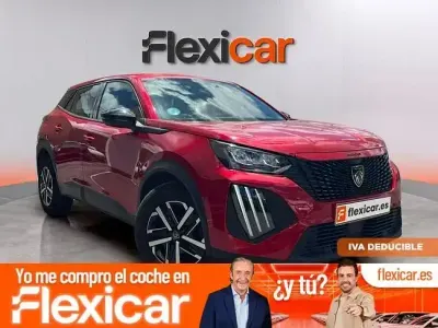 Usado Peugeot 2008 Active 100 CV (73 kW) 2023 Rojo SUV
