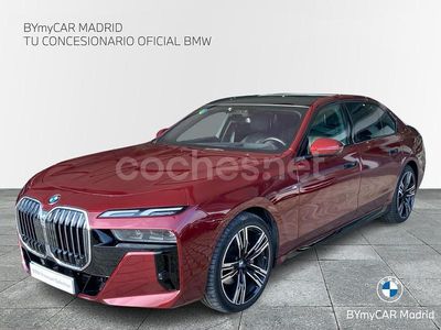 Rojo Usado 2023 BMW 740 Comfort Edition Berlina | 70.901 € (Buen precio)