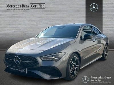 Usado Mercedes CLA200 163 CV (119 kW) 2025 Gris / plata Berlina