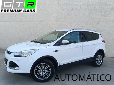 Usado Ford Kuga Titanium 140 CV (102 kW) 2013 Blanco SUV