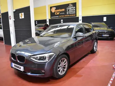 Usado BMW 118 150 CV (110 kW) 2015 Gris / plata Utilitario