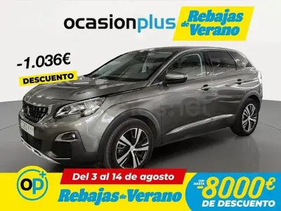 Usado Peugeot 3008 Allure 130 CV (95 kW) 2019 Gris / plata SUV