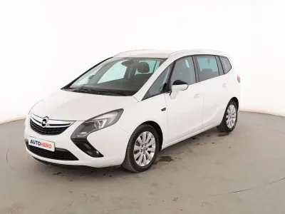 Usado Opel Zafira Tourer Selective 140 CV (102 kW) 2014 Blanco Monovolumen