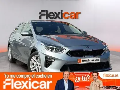 Usado Kia Ceed 140 CV (102 kW) 2020 Gris Utilitario