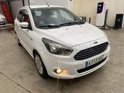 Usado Ford Ka Plus 70 CV (51 kW) 2018 Blanco Utilitario