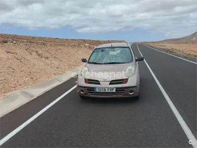 Usado Nissan Micra Visia 65 CV (47 kW) 2007 Beige Berlina