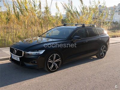 Negro Usado 2019 Volvo V60 R-Design Familiar | 29.990 € (Precio justo)