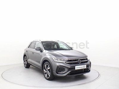 Usado VW T-Roc R-line 150 CV (110 kW) 2023 Gris / plata SUV