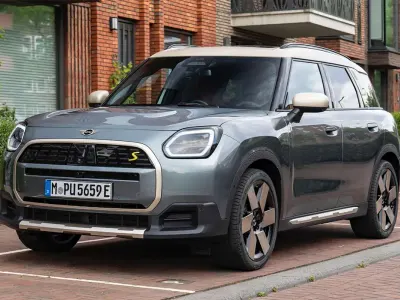 Usado Mini Cooper Countryman 220 CV (161 kW) 2021 Gris SUV