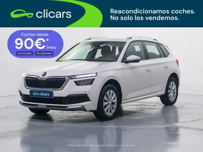 Usado Skoda Kamiq Ambition 110 CV (80 kW) 2022 Blanco SUV