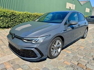 Gris / plata Usado 2021 VW Golf VIII R-line Berlina | 23.900 € (Precio justo)