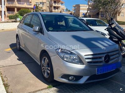 Gris / plata Usado 2011 Mercedes B200 Monovolumen | 5300 € (Precio justo)