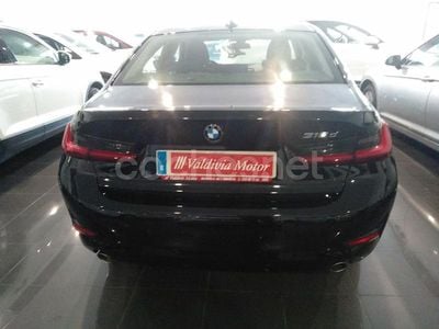 Usado BMW 318 150 CV (110 kW) 2021 Negro Berlina