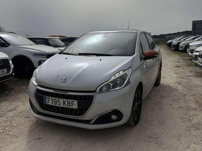 Usado Peugeot 208 Roland Garros 99 CV (72 kW) 2017 Gris Utilitario