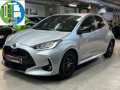 Gris / plata Usado 2022 Toyota Yaris Hybrid Sport Berlina | 21.990 € (Caro)