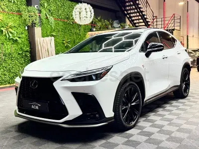 Usado Lexus NX450h+ Sport Line 306 CV (225 kW) 2022 Blanco SUV