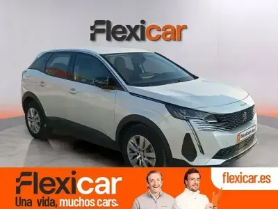 Usado Peugeot 3008 Active 130 CV (95 kW) 2022 Blanco SUV