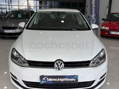 Blanco Usado 2016 VW Golf Business Berlina | 11.700 € (Precio justo)