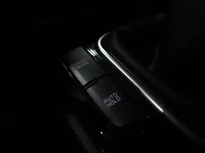 Käytetty Kia Sportage 160 HP (117 kW) 2024 Punainen Katumaasturi