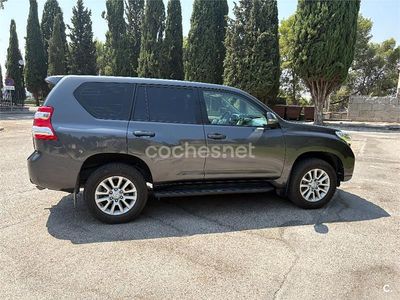 Usado Toyota Land Cruiser 177 CV (130 kW) 2016 Gris / plata SUV