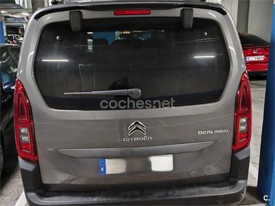 Usado Citroën Berlingo Shine 130 CV (95 kW) 2021 Gris / plata Monovolumen